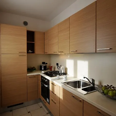 Apartman Sleeps 4 Pool Tremezzo